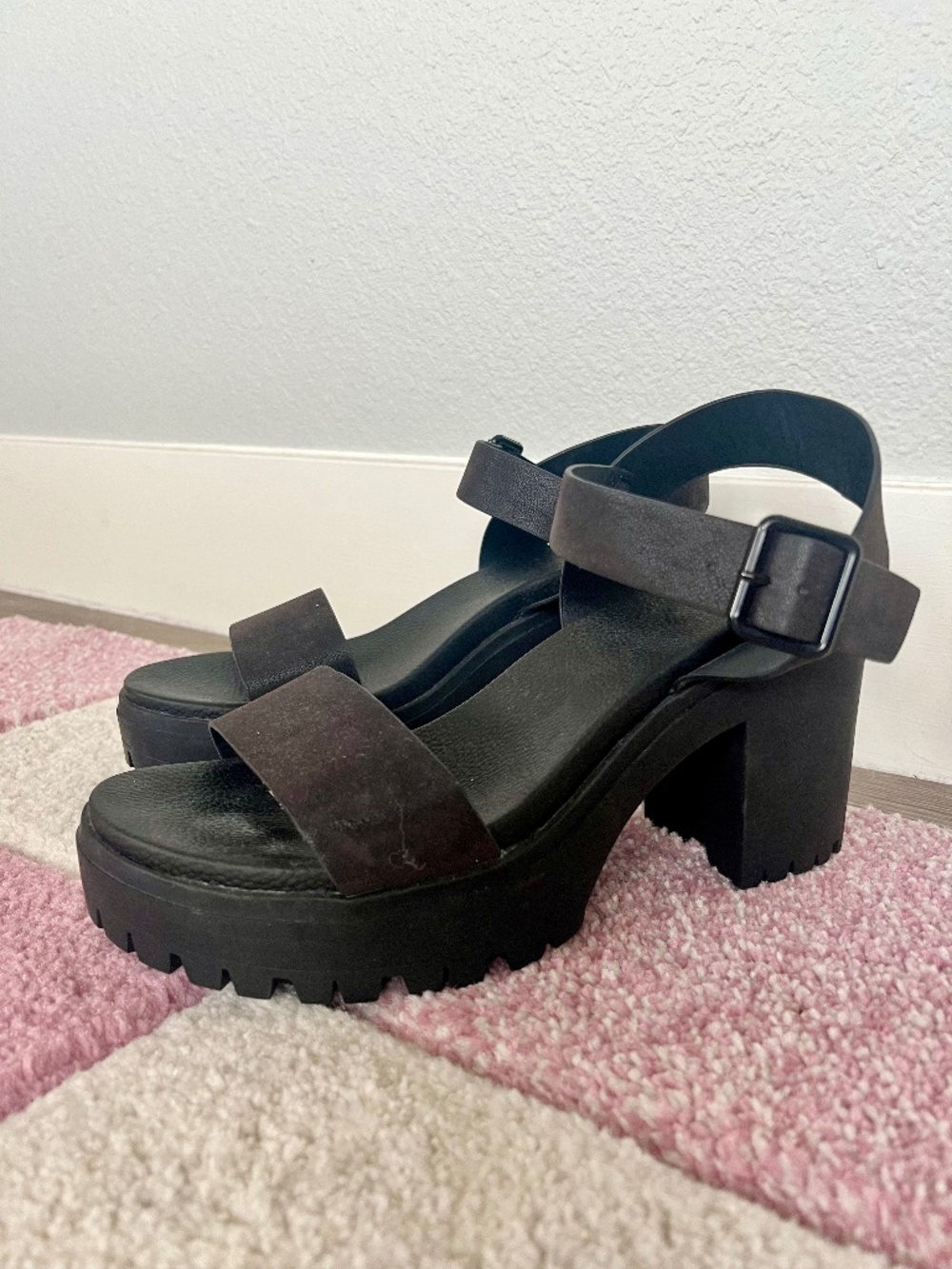 MIA - Women's Size 9 - Platform Sandal